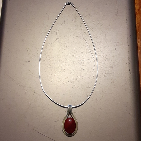 Carnelian pendant on Sterling choker - Picture 1 of 1